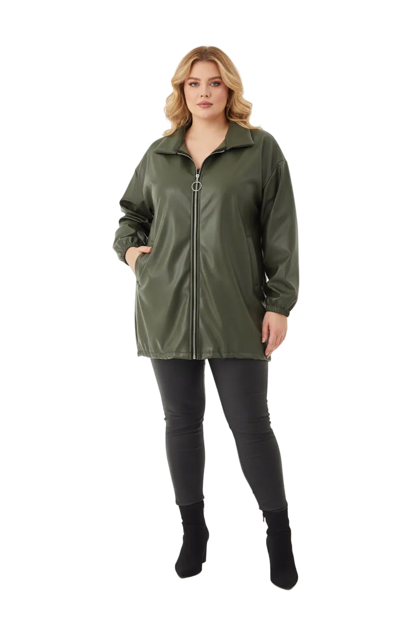Giacca in ecopelle morbida con zip e collo camicia