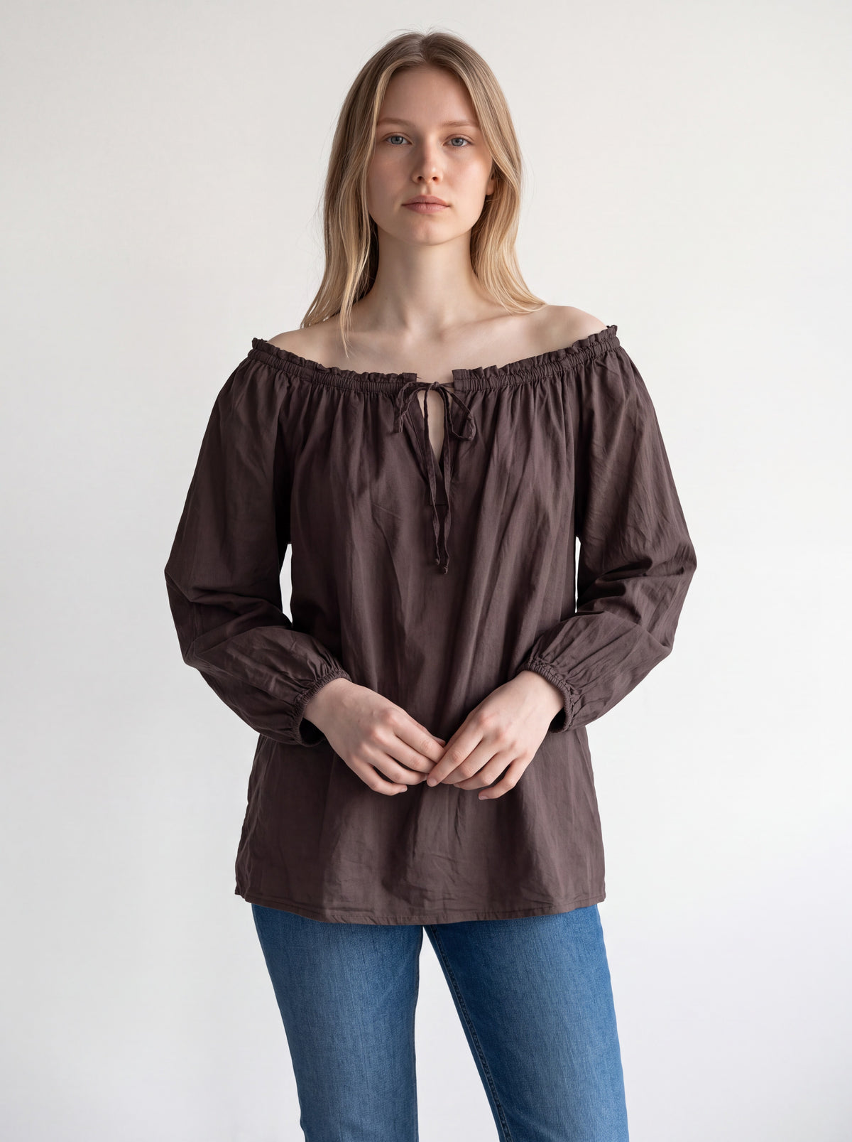 Blusa Stile Boho Chic con Scollo Arricciato e Cordoncino
