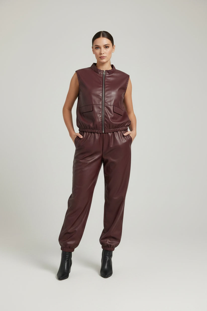 Completo in Ecopelle Soft