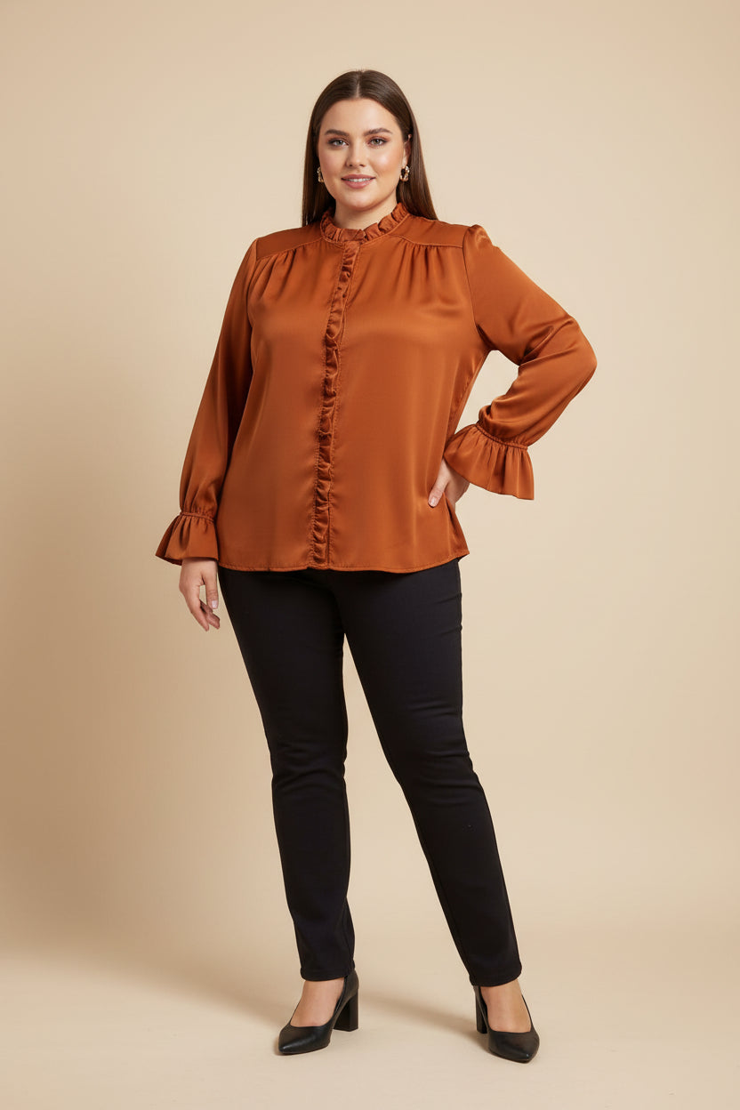 Camicia Curvy Fluida con Volant e Polsini a Campana