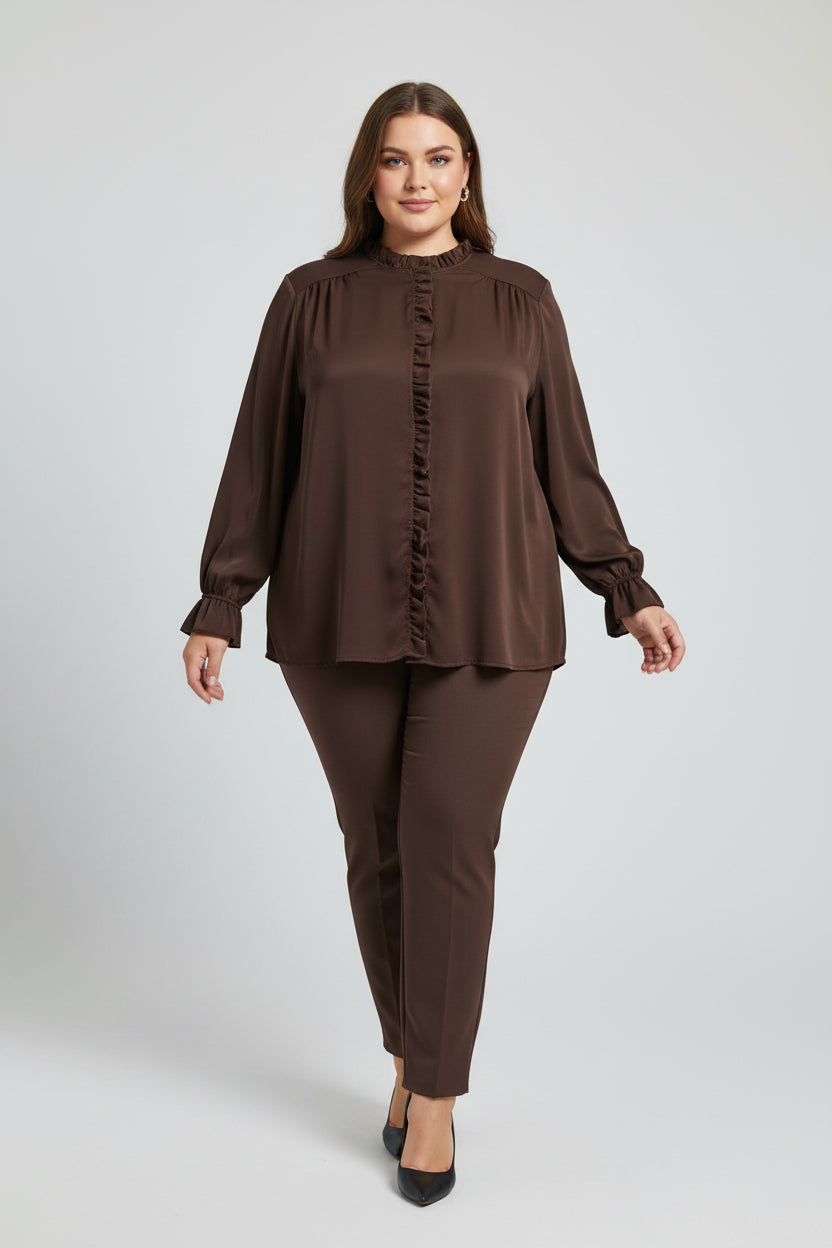 Camicia Curvy Fluida con Volant e Polsini a Campana