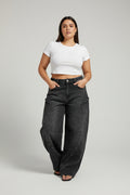 Jeans Curvy Barrel – Lavaggio Vintage con Taglio Balloon