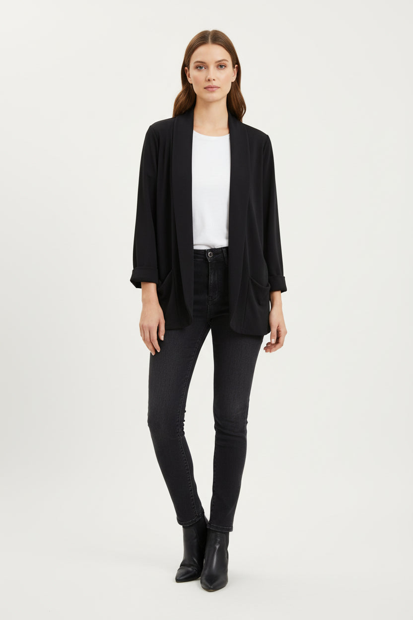 Blazer Curvy Aperto con Tasche Morbide – Modello Elegante Casual