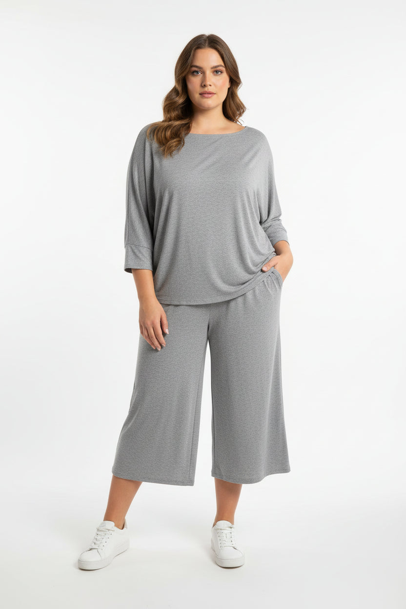 Completo Tutto Fare Maglia Ampia e Pantalone Palazzo in Viscosa Stretch